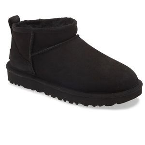 UGG Ultra Mini Classic Boot  black